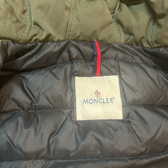 Moncler Aredhel Fur-Trimmed Down Jacket Coat size 1 - Picture 7 of 16